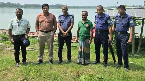 ময়মনসিংহের  ভালুকায় ফিশারি মালিককে ৫০ হাজার টাকা জ-রিমানা