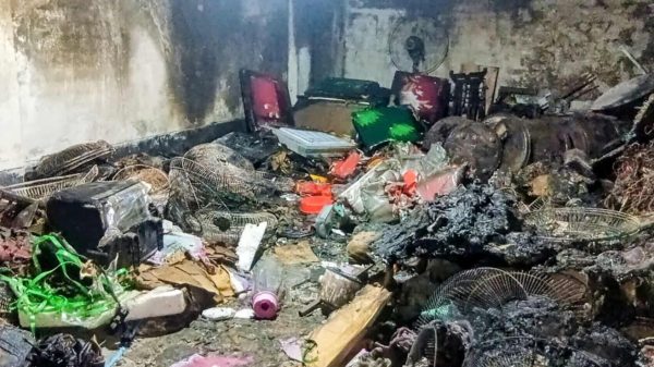 শ্রীপুরে একটি শো রুমের গোডাউনে আ-গুন, ৪৮ লাখ টাকার ক্ষ-য়ক্ষতি