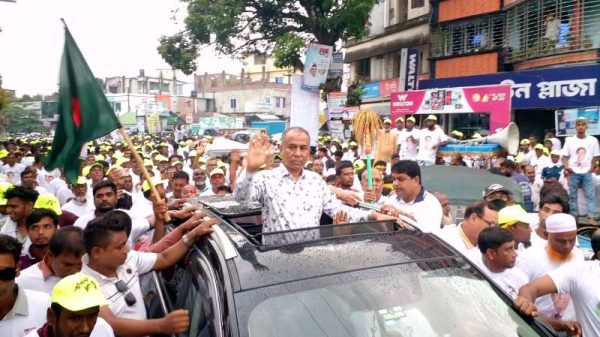 ফ্যা-সিবাদ কা-য়েমকারীদের বি-চার বাংলার মাটিতে হবে : কৃষিবিদ হাসান জাফির তুহিন