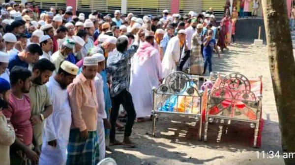 সেনবাগে স্বামীর লা-শ নিয়ে বাড়ি ফেরার পথে স্ত্রীর মৃ-ত্যু
