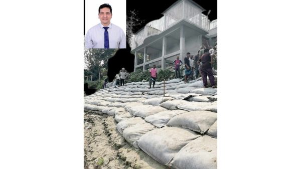 ডাক্তার পঙ্কজ কান্তি মণ্ডলের হাতের ছোঁয়ায় পা-ল্টে গেছে দোরাননগর গ্রামের চি-ত্র