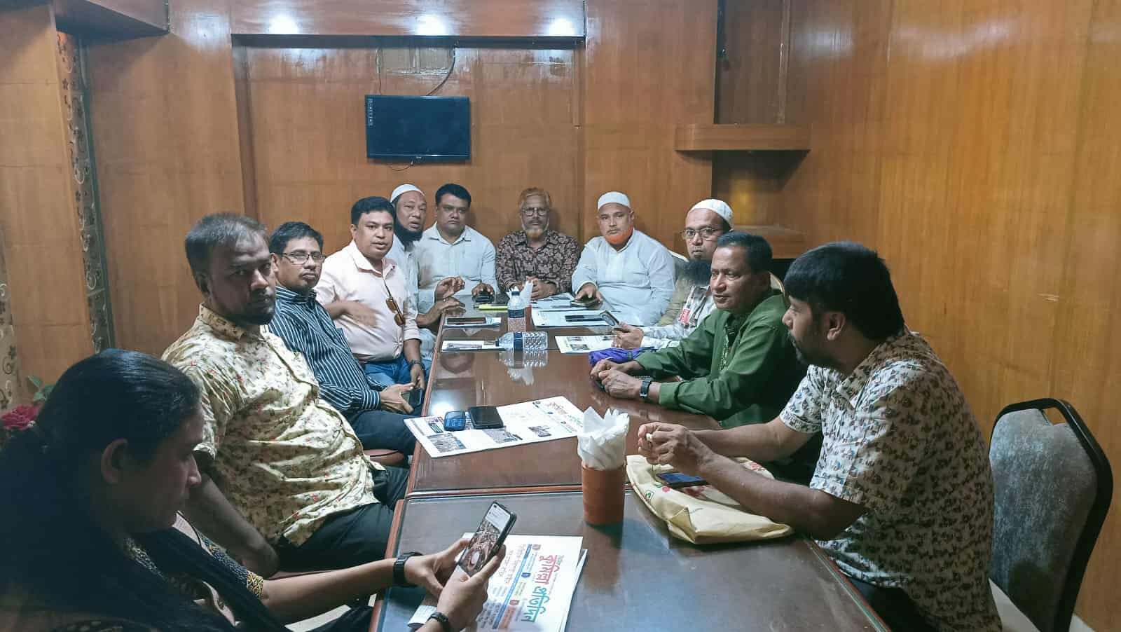 কুমিল্লায় জাতীয় সাংবাদিক সংস্থার প্রতিষ্ঠাতা মরহুম আলতাফ হোসেনের স্মরণে মিলা-দ মাহফিল ও দো-য়া