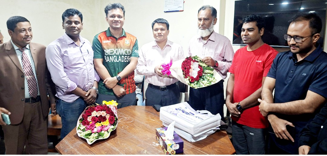 সুজানগর উপজেলা মৎস্য অফিসারকে অব-সরজনিত বি-দায় সংব-র্ধনা প্রদান
